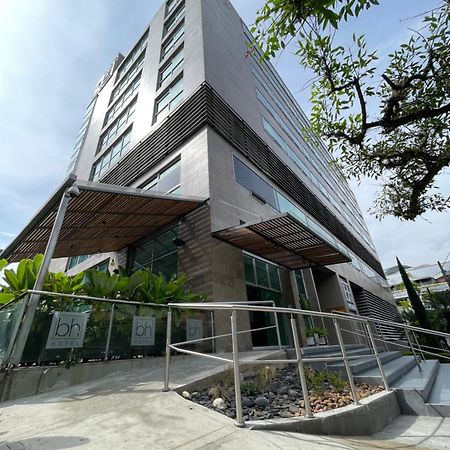 Hotel Bh El Poblado Medellín Exteriör bild