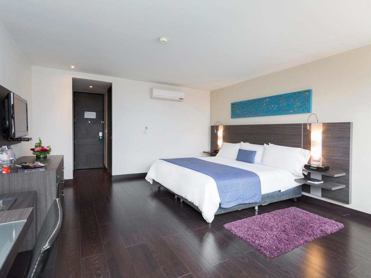 Hotel Bh El Poblado Medellín Exteriör bild