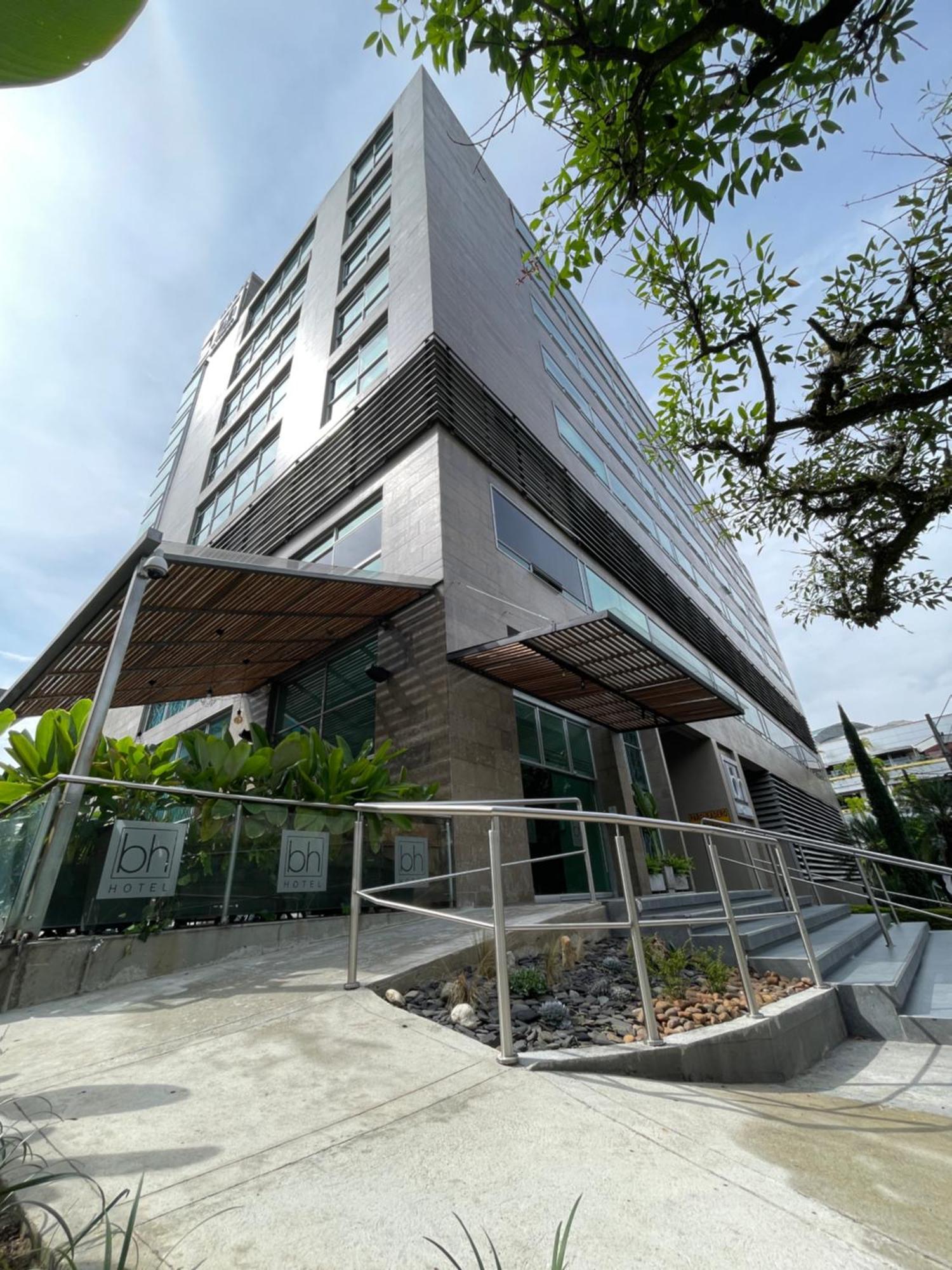 Hotel Bh El Poblado Medellín Exteriör bild